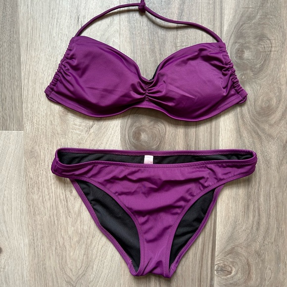 Victoria Secret String Bikini - Picture 1 of 4